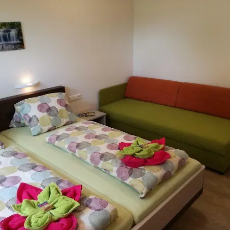 ホテル Zur Wagnerei *